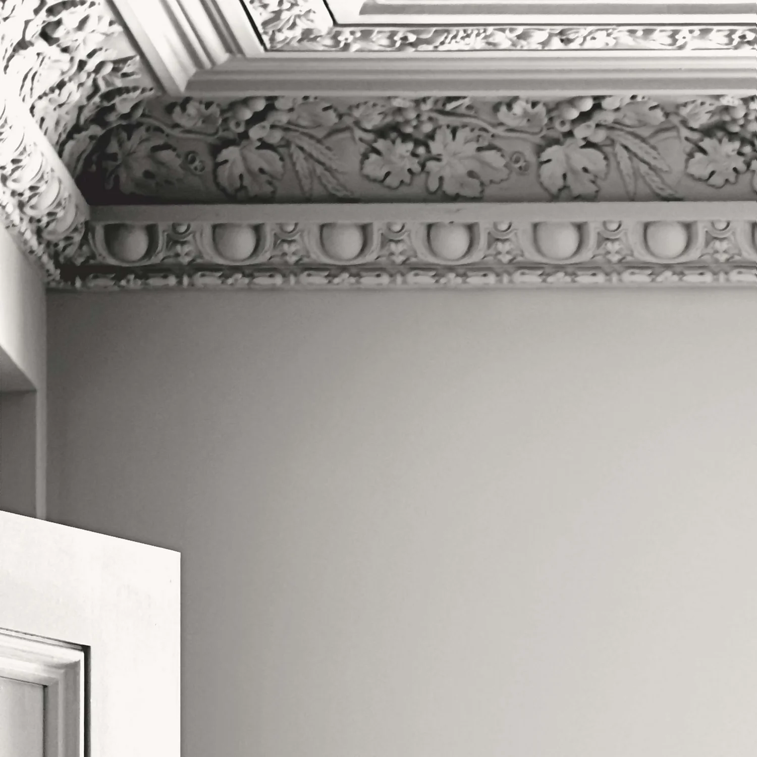 Laura Ashley Eggshell Paint Cotton White - 750ml 5 Laura Ashley Eggshell Paint Cotton White - 750ml - Image 3