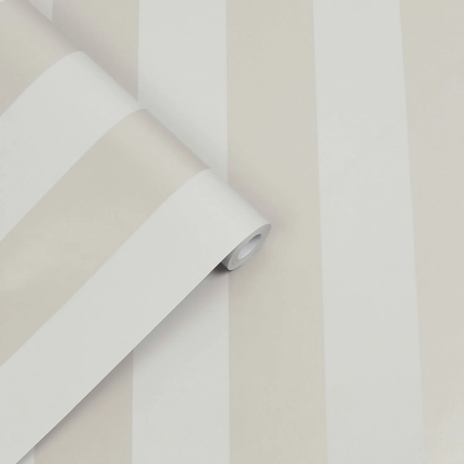 Laura Ashley Lille Pearlescent Stripe Silver Wallpaper 5 Laura Ashley Lille Pearlescent Stripe Silver Wallpaper - Image 3