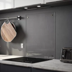 Laura Ashley Clear Glass Splashback, (H)750mm (W)600mm (T)6mm -Paint and Painting Supplies Store laura ashley clear glass splashback h 750mm w 600mm t 6mm5060729155523 03i bq