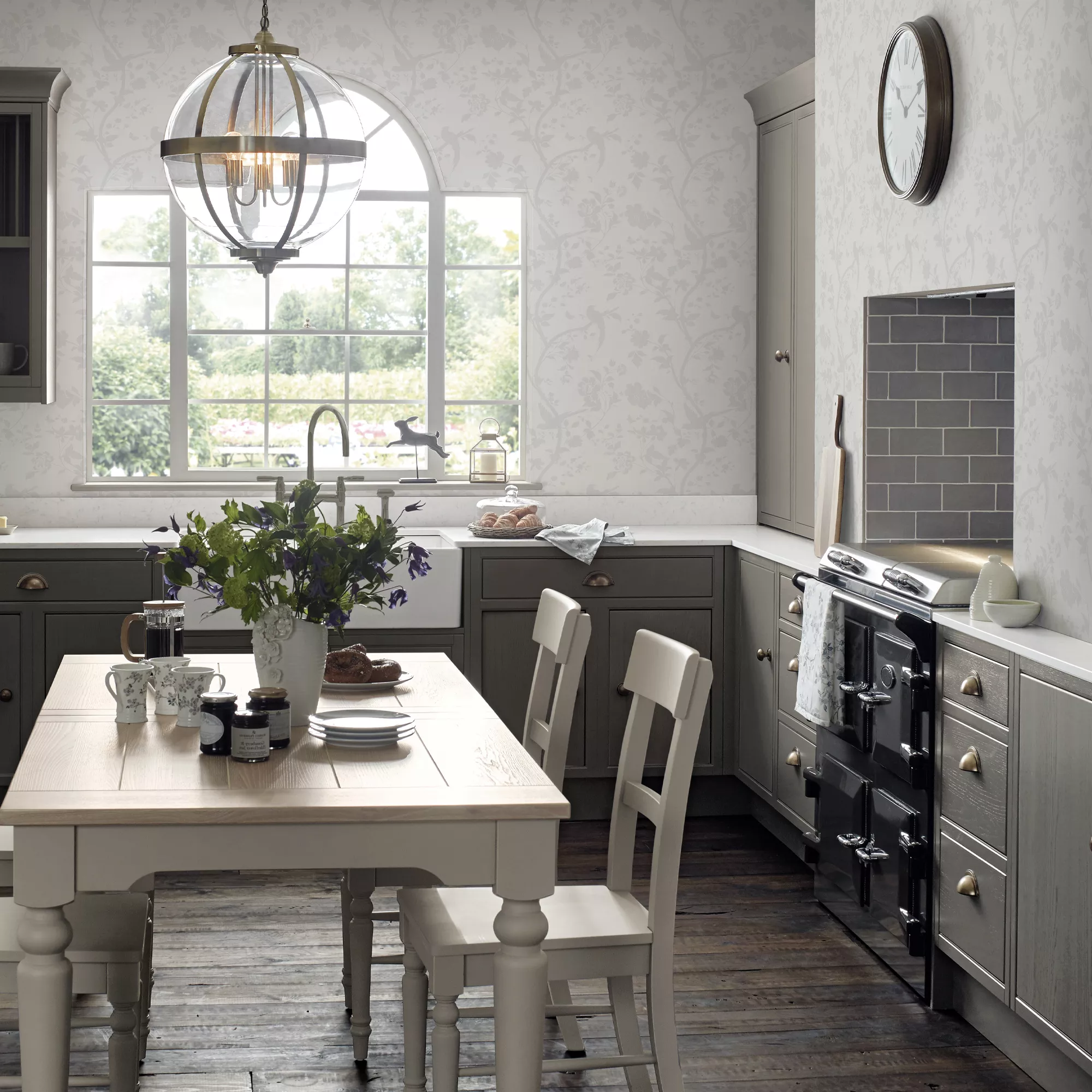 Laura Ashley Oriental Pearlescent White Garden Smooth Wallpaper 7 Laura Ashley Oriental Pearlescent White Garden Smooth Wallpaper - Image 5